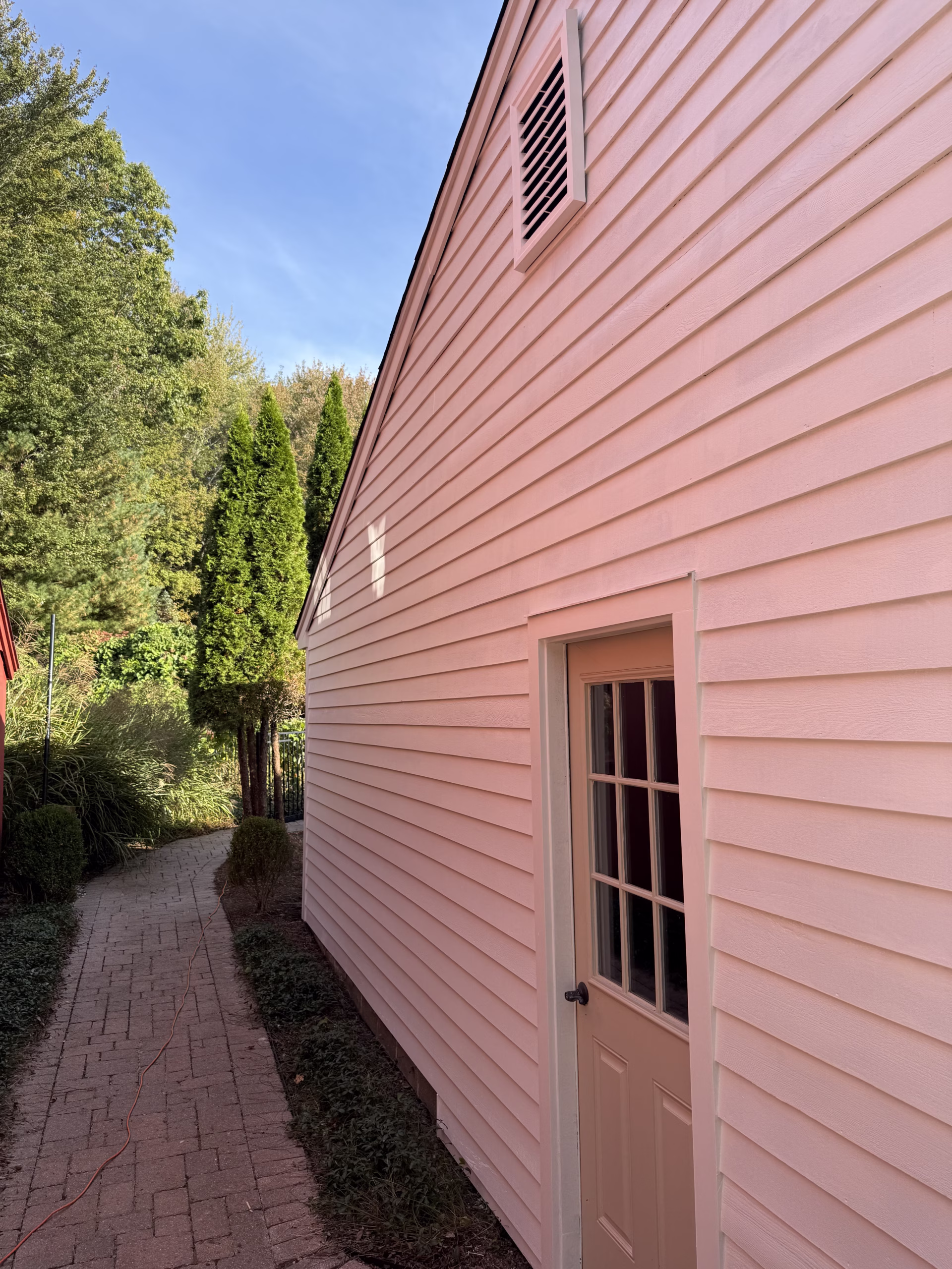 Exterior painting details in Roxbury CT